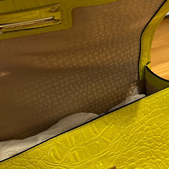 NWT Kate spade green purse 💚 - Picture 4 of 5